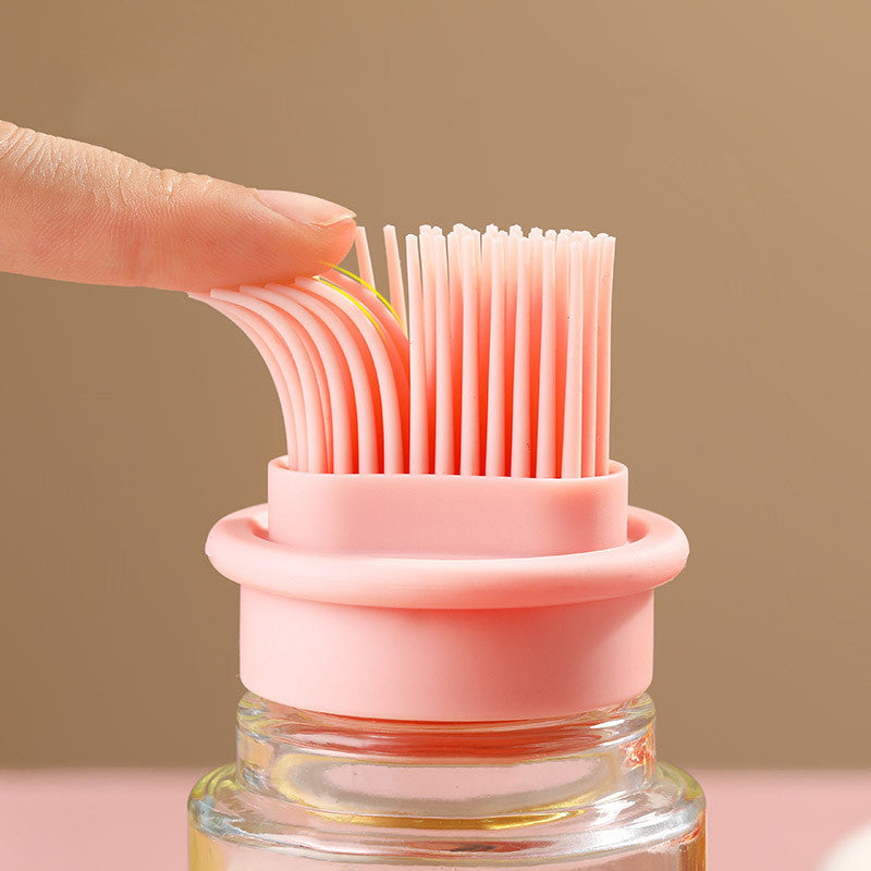 WM Brush Oil Dispenser